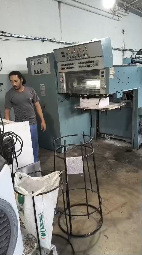 Roland Favorita 4 cores